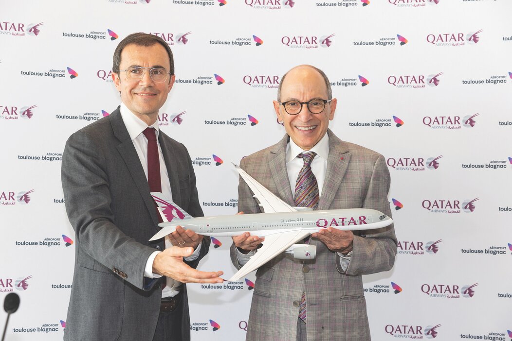 Photo de Philippe Crébassa et Akbar Al Baker