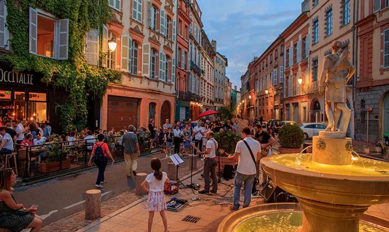 Photo de la fête de la musique dans les rues de Toulouse