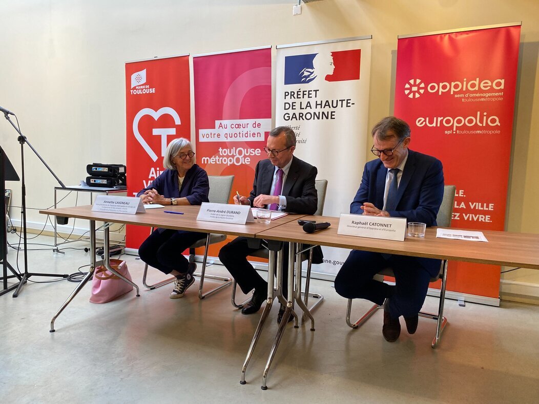 Photo de Pierre-André Durand avec Annette Laigneau, et Raphael Catonnet