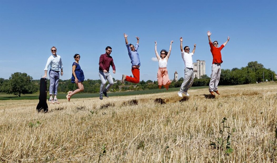 Photo de la Main Harmonique, fondée par Frédéric Bétous et Nadia Lavoyer