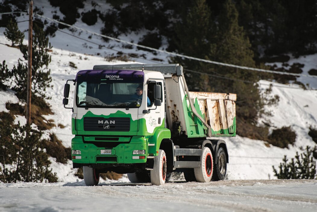 Avec Musher Trucks, les chaussettes à neige performent sur bitume sec