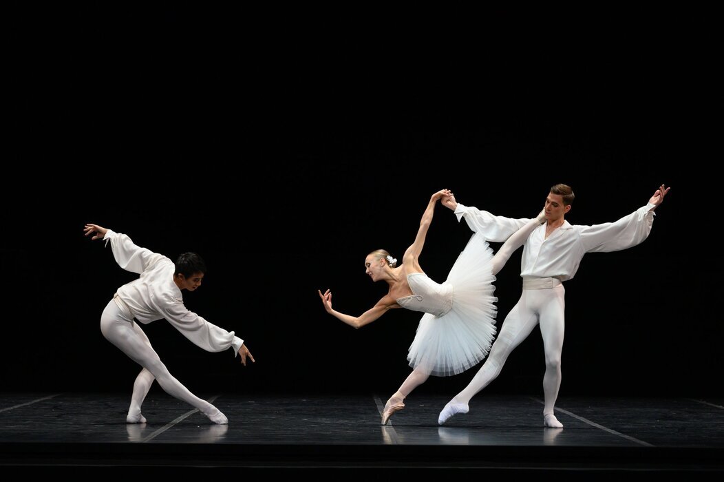 Photo du ballet Suite en blanc